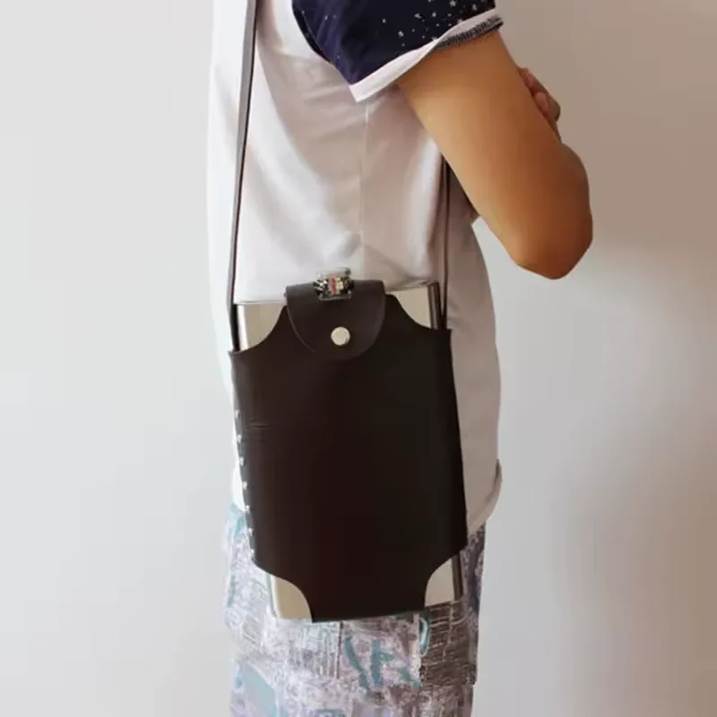 Stainless Steel 64oz Flask Brand New image indicator(4)