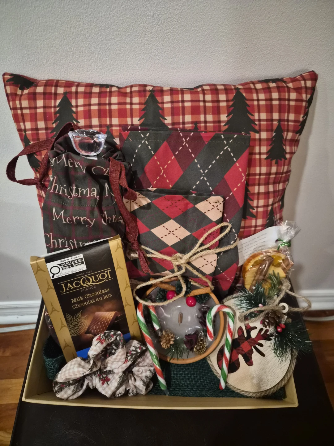 Handmade Christmas Gift Basket