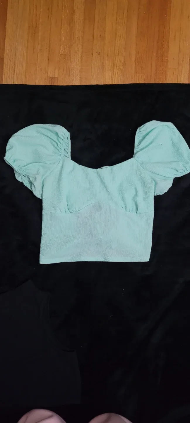 Mint Green Crop Tops image indicator(3)