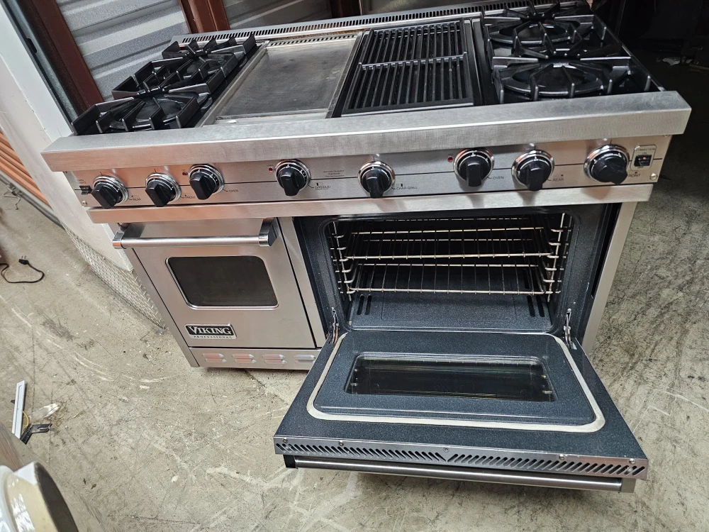 Viking 48in Stainless steel gas stove - photo 2