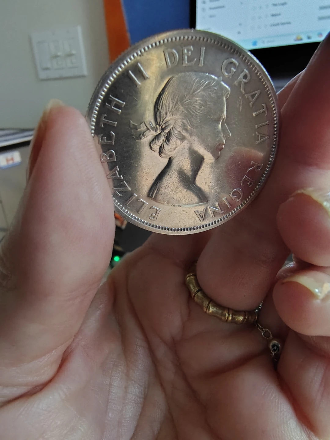 1958 Canada British Columbia Centennial Silver Dollar - photo 4