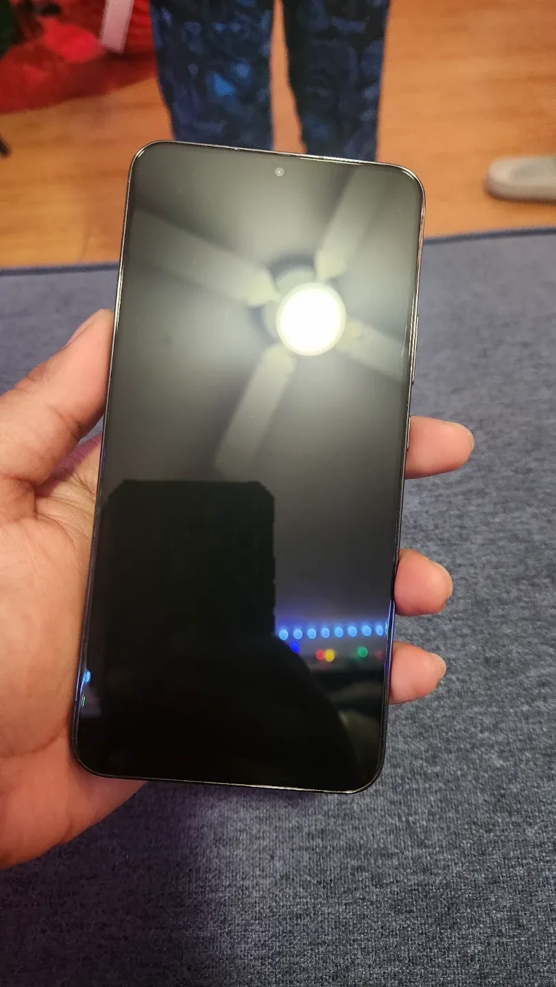 Samsung Galaxy S22+ 5G 128GB Unlocked Smartphone image indicator(7)