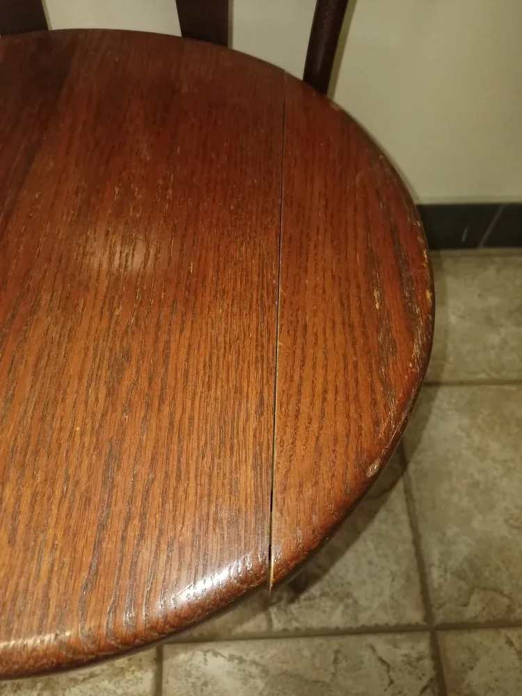 2x Metal/Wood Sturdy Chairs image indicator(3)