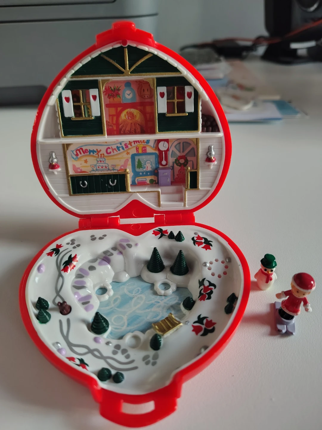 Collector's Polly Pocket Vintage Christmas Heart Locket - photo 3