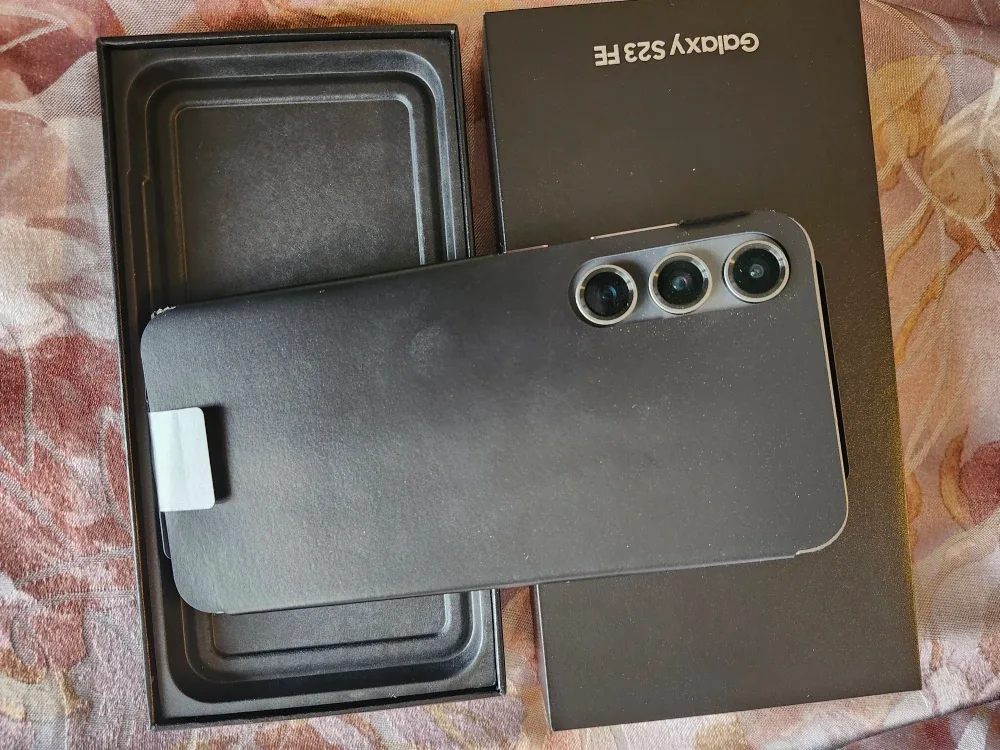 Samsung Galaxy S23 FE Black, Unlocked, Open Box