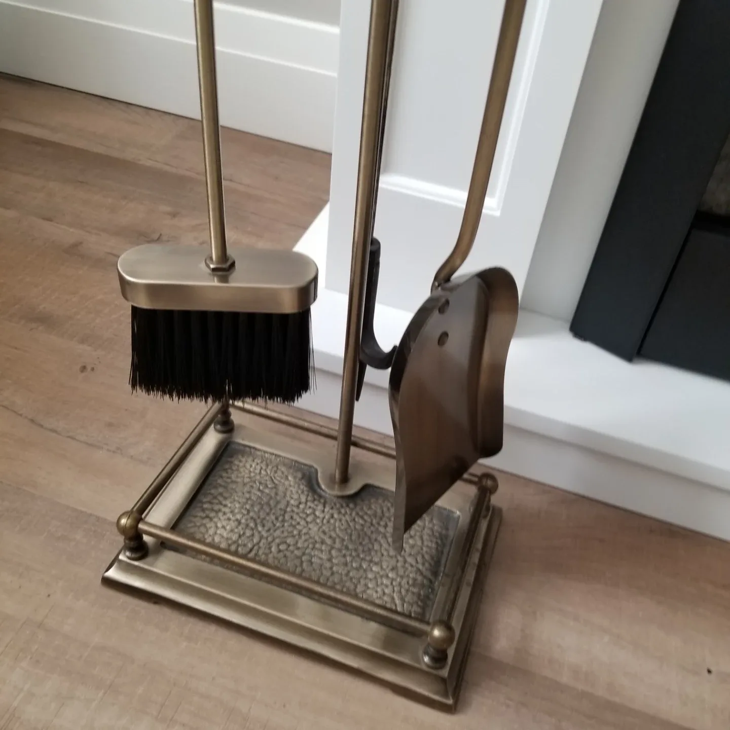 Fireplace Tool Set - Antique Brass Finish image indicator(2)