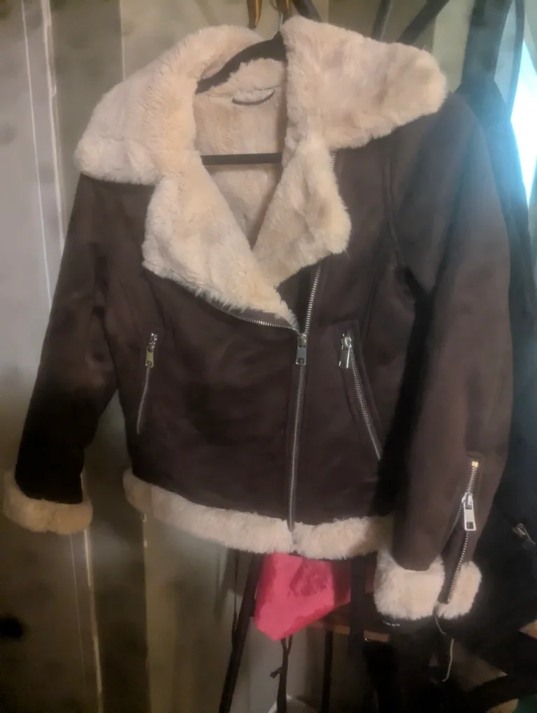 Banana Republic XS/TP Brown Faux Shearling Jacket image indicator(2)