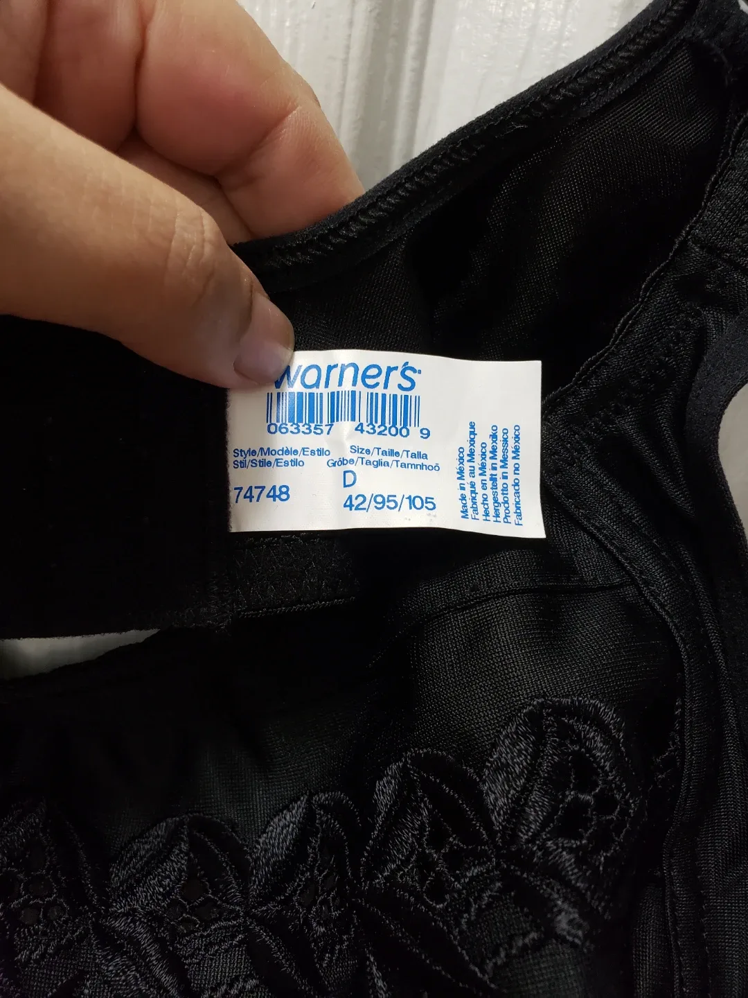 New Warner's Black Bra Size 42 D image indicator(2)