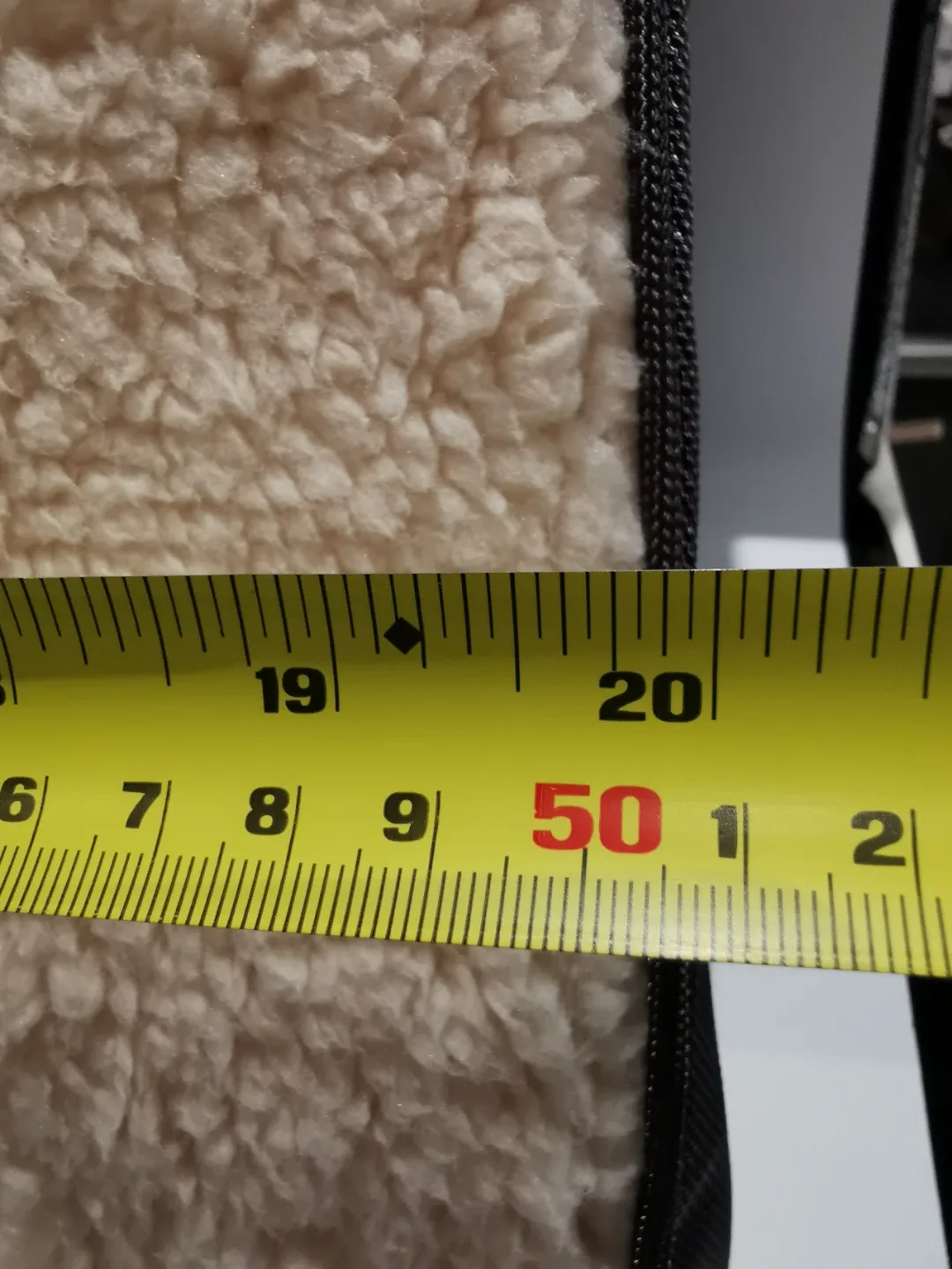 Bedsure Comfy Pet Bed - Grey Medium image indicator(4)