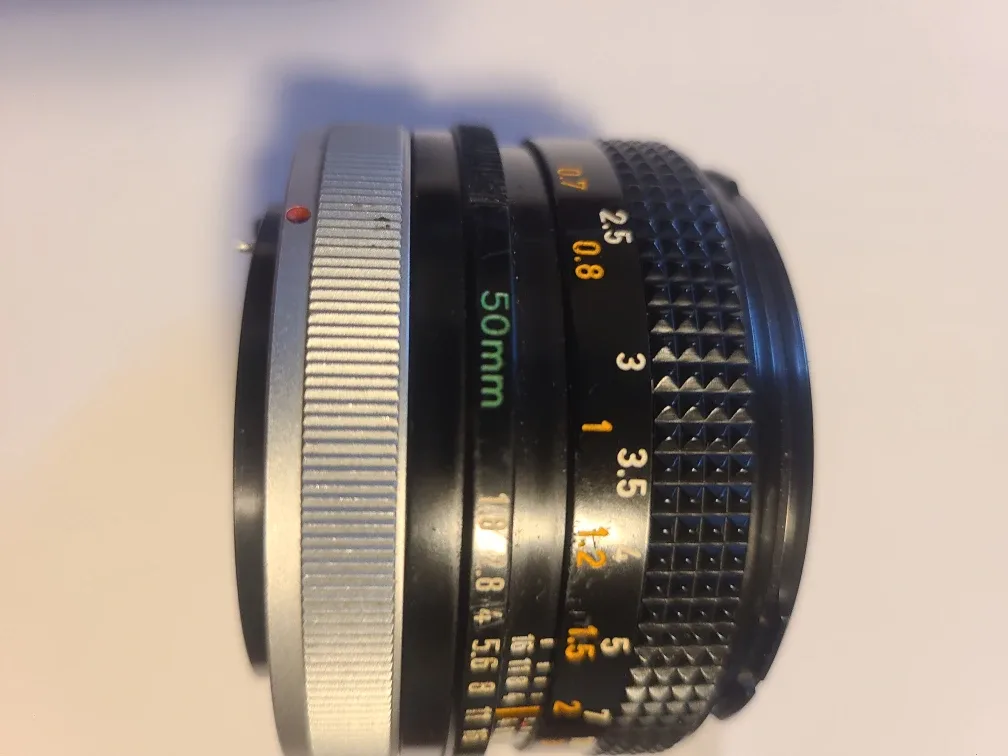 Canon Lens FD 50mm 1:1.8 S.C. image indicator(8)