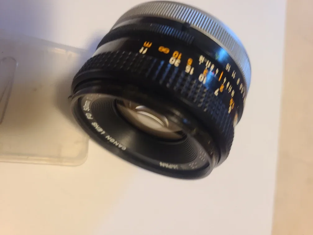 Canon Lens FD 50mm 1:1.8 S.C. image indicator(10)