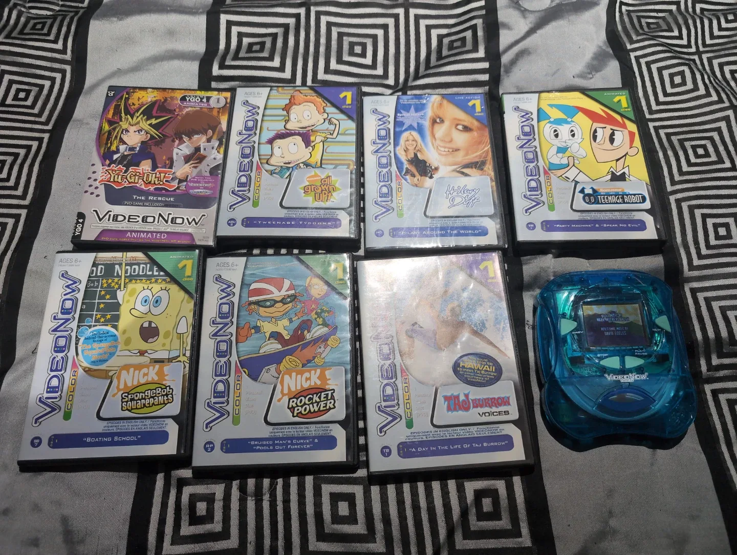 VideoNow Color Personal Video Player + Lot of 7 Discs