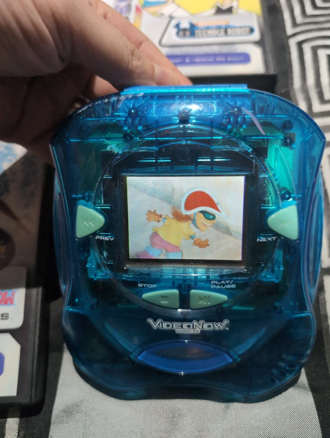 VideoNow Color Personal Video Player + Lot of 7 Discs image indicator(2)