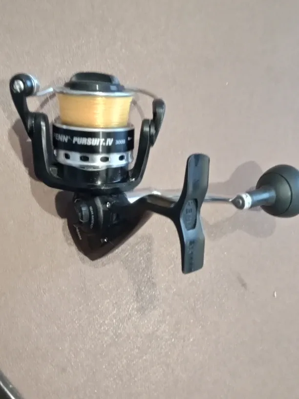 Penn Pursuit IV 3000 Fishing Reel