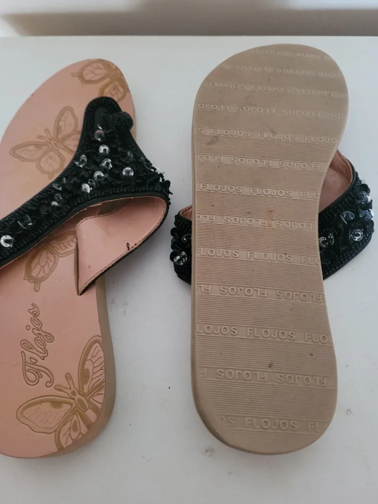 Flojos Sandals - Size 8 🥕 image indicator(2)