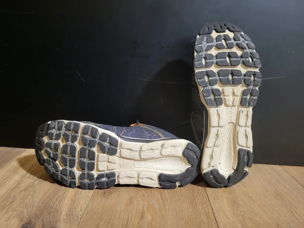 Under Armour Charged Assert 9 Running Shoes image indicator(3)