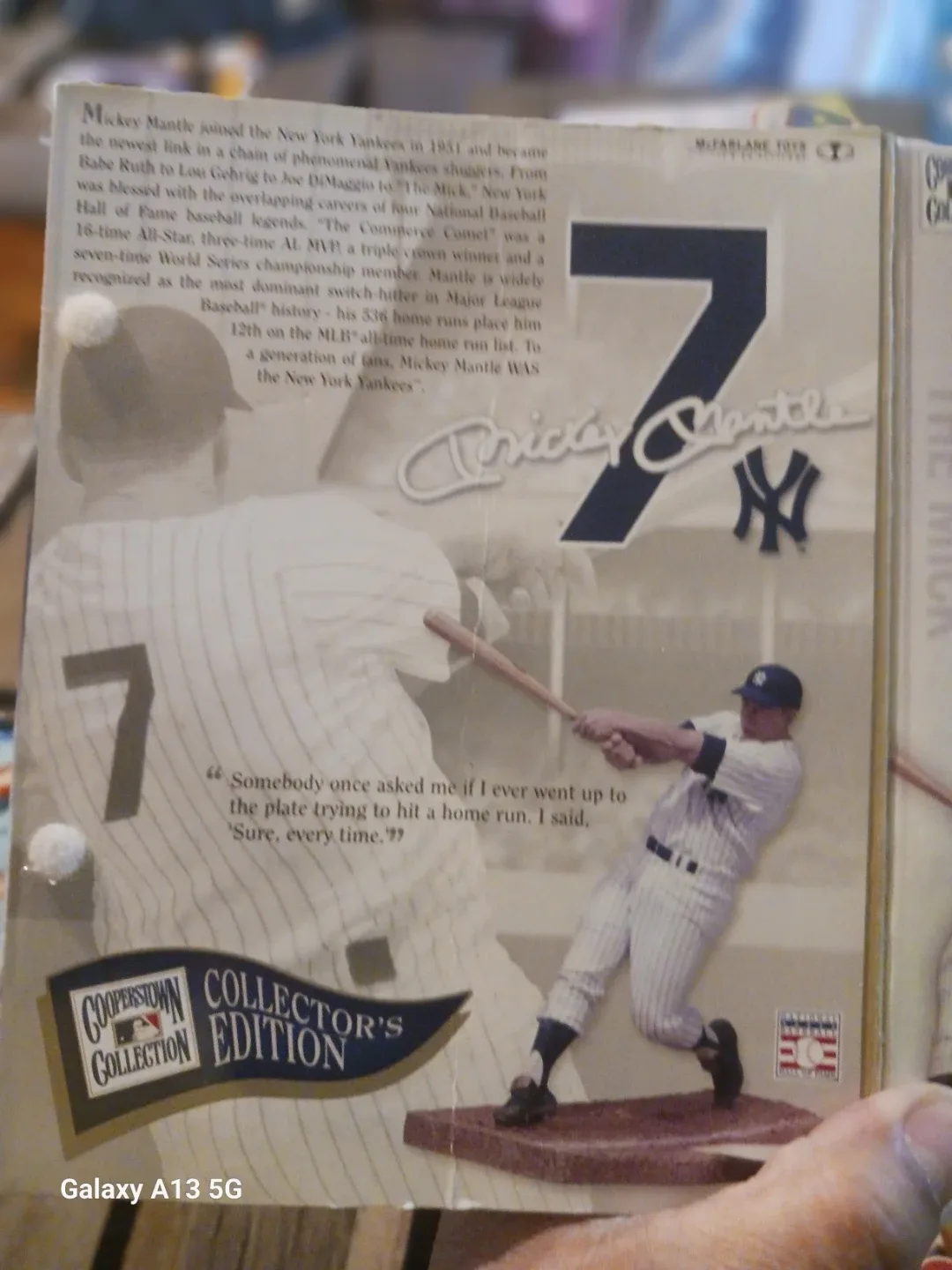 Mickey Mantle New York Yankees Figure image indicator(2)