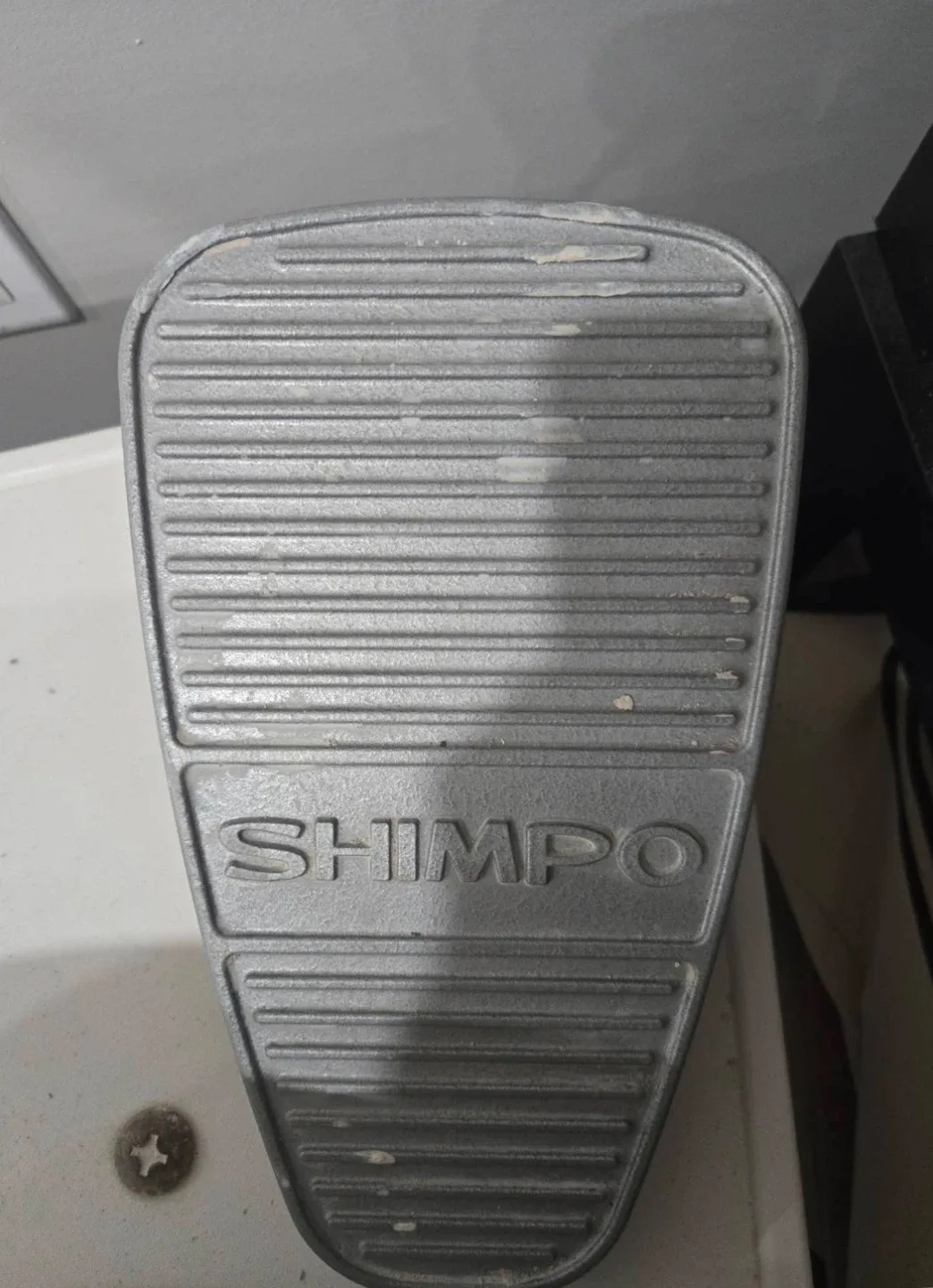 Shimpo VL-Whisper Pottery Wheel – Great Condition image indicator(3)