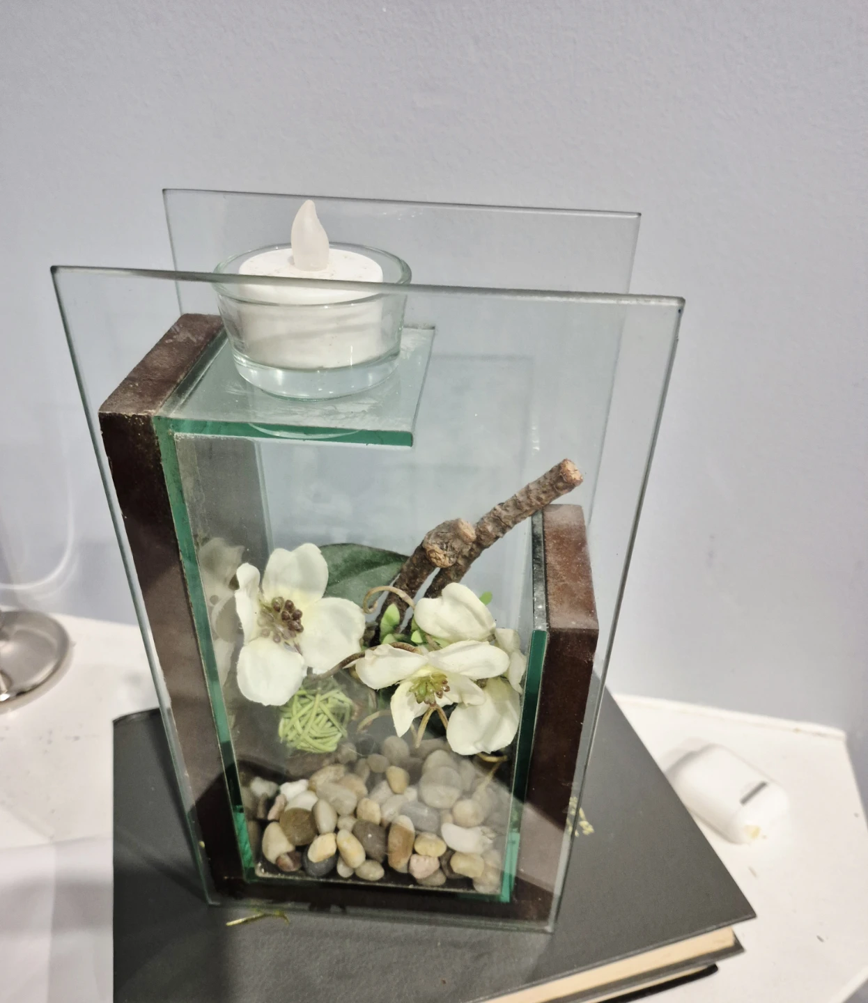 Glass Candle Holder with Floral Arrangement - photo 3