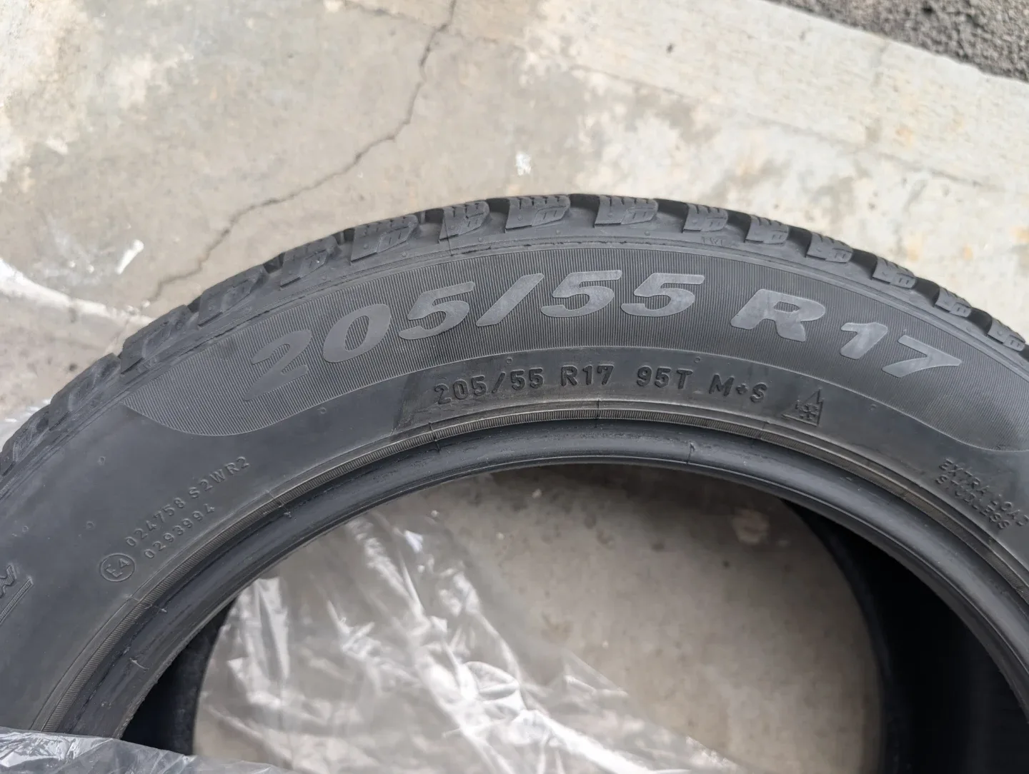 Pirelli Winter Tires - 205/55 R17 - Set of 4 image indicator(10)