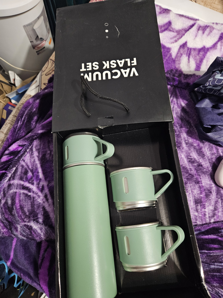 Vacuum Flask Set - New in Box - photo 2