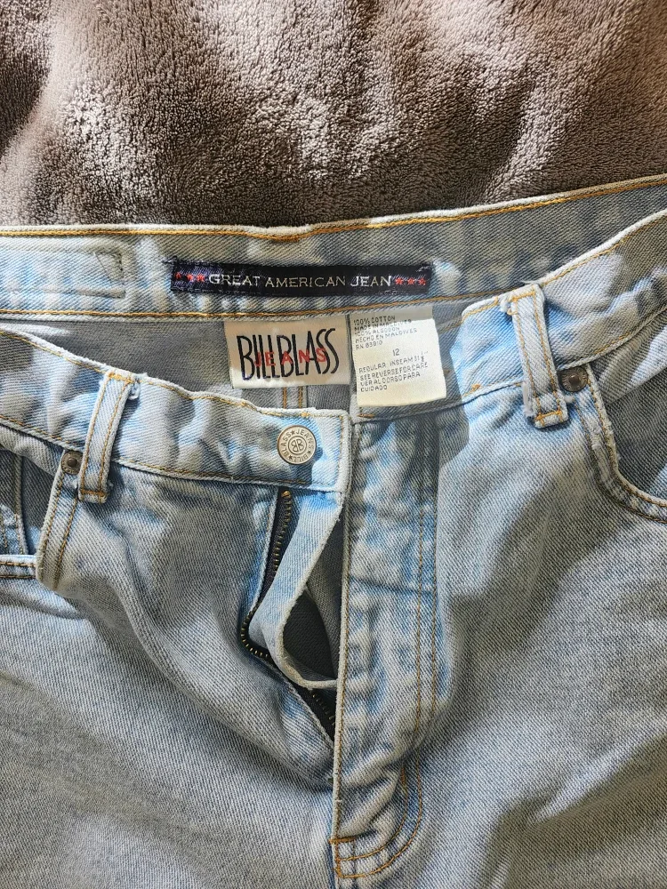 Bill Blass Great American Jeans - Size 12. New.