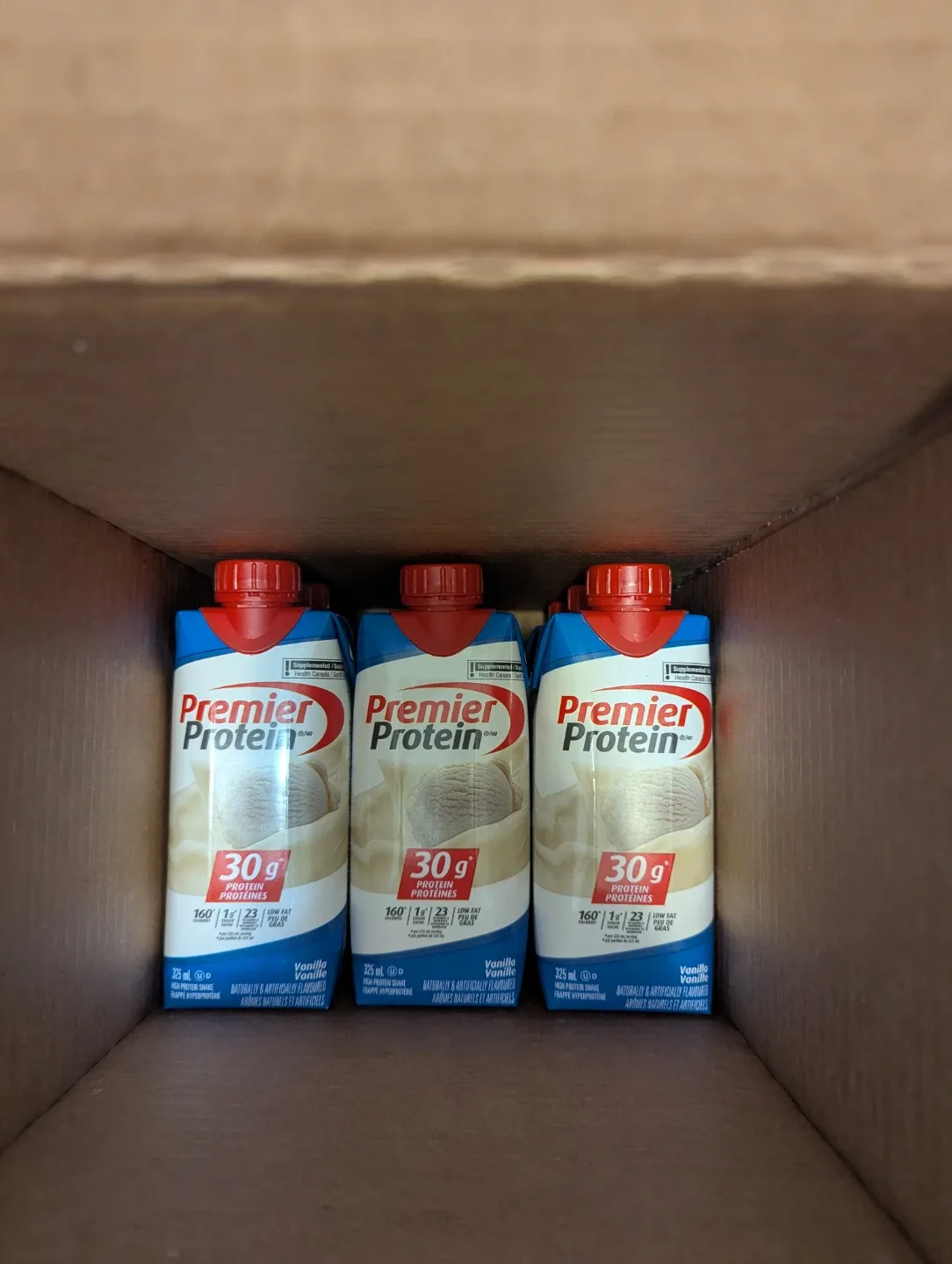 Premier Protein Vanilla Shake (9 bottles, exp 19 March 2026) 🥕 image indicator(3)