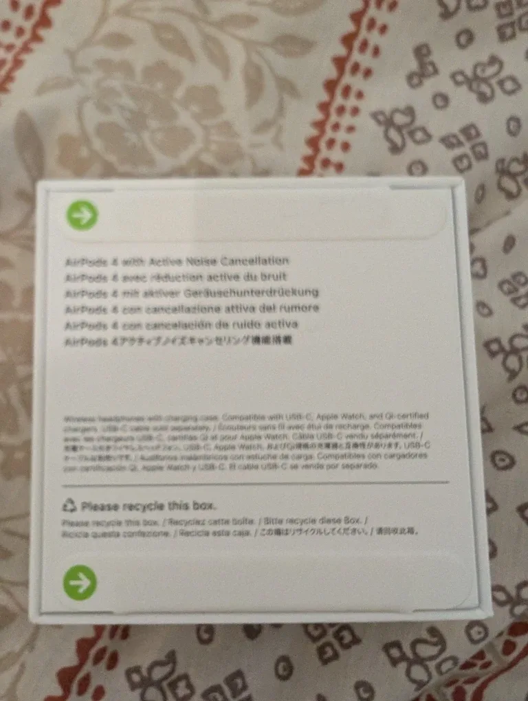 New Apple AirPods 4 (ANC) MXP93AM/A image indicator(2)