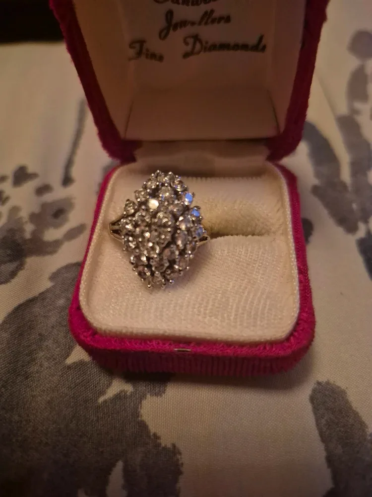 Vintage Rings in Boxes image indicator(5)