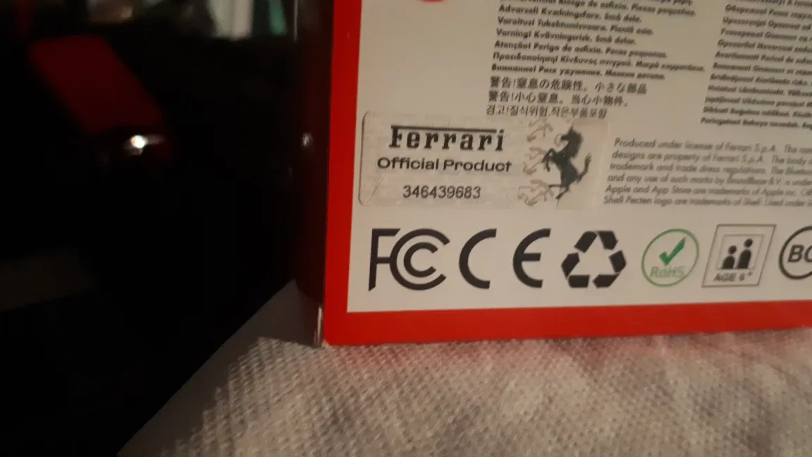 Shell V-Power Ferrari F1-75 Bluetooth Remote Control image indicator(2)