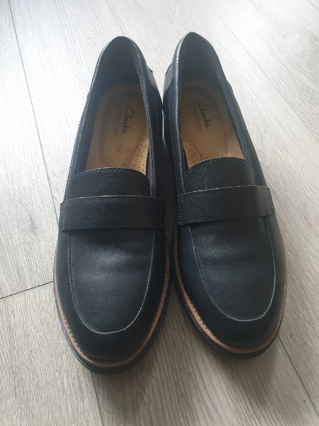 Clarks Collection Black Leather Loafers