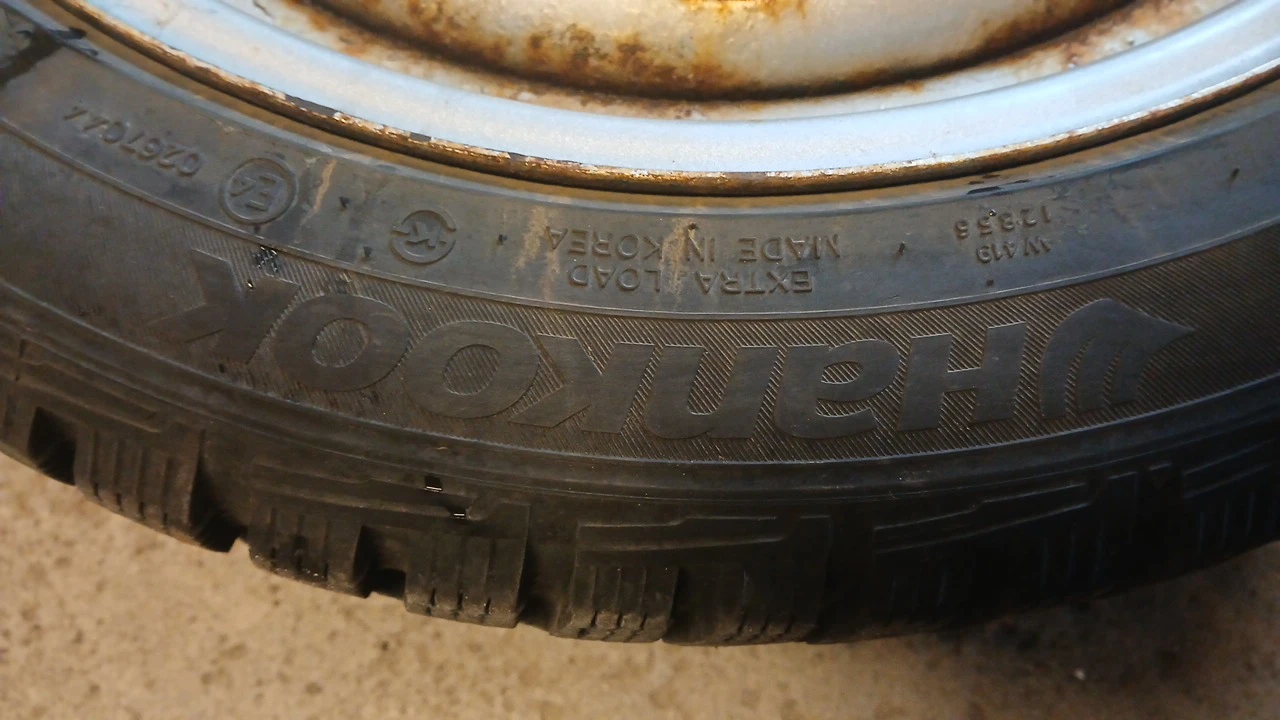 Hankook Winter i*Pike RS 205/50R17 Tire - photo 2