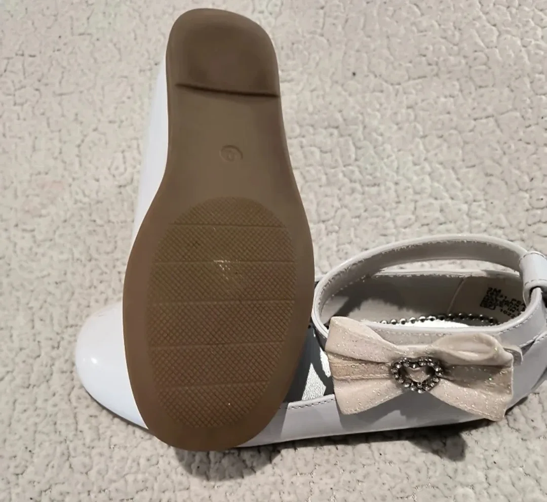 Rachel Shoes White Pearl Mary Janes - Size 2M image indicator(6)