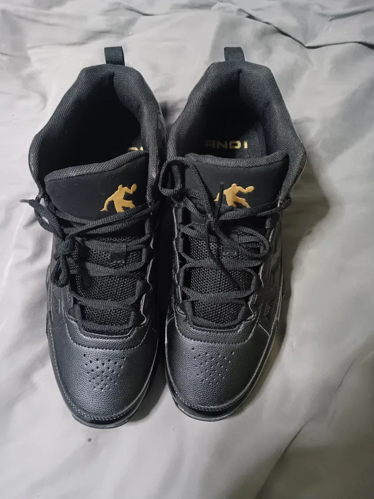 AND1 Black Basketball Shoes