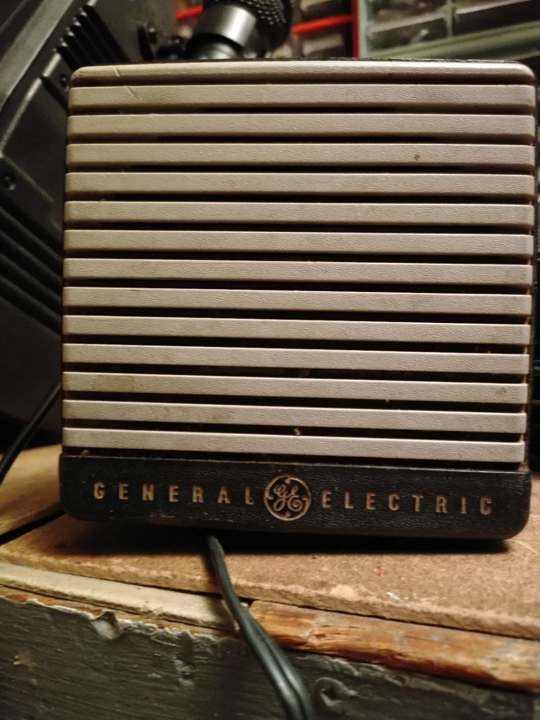 Vintage General Electric Speaker image indicator(2)