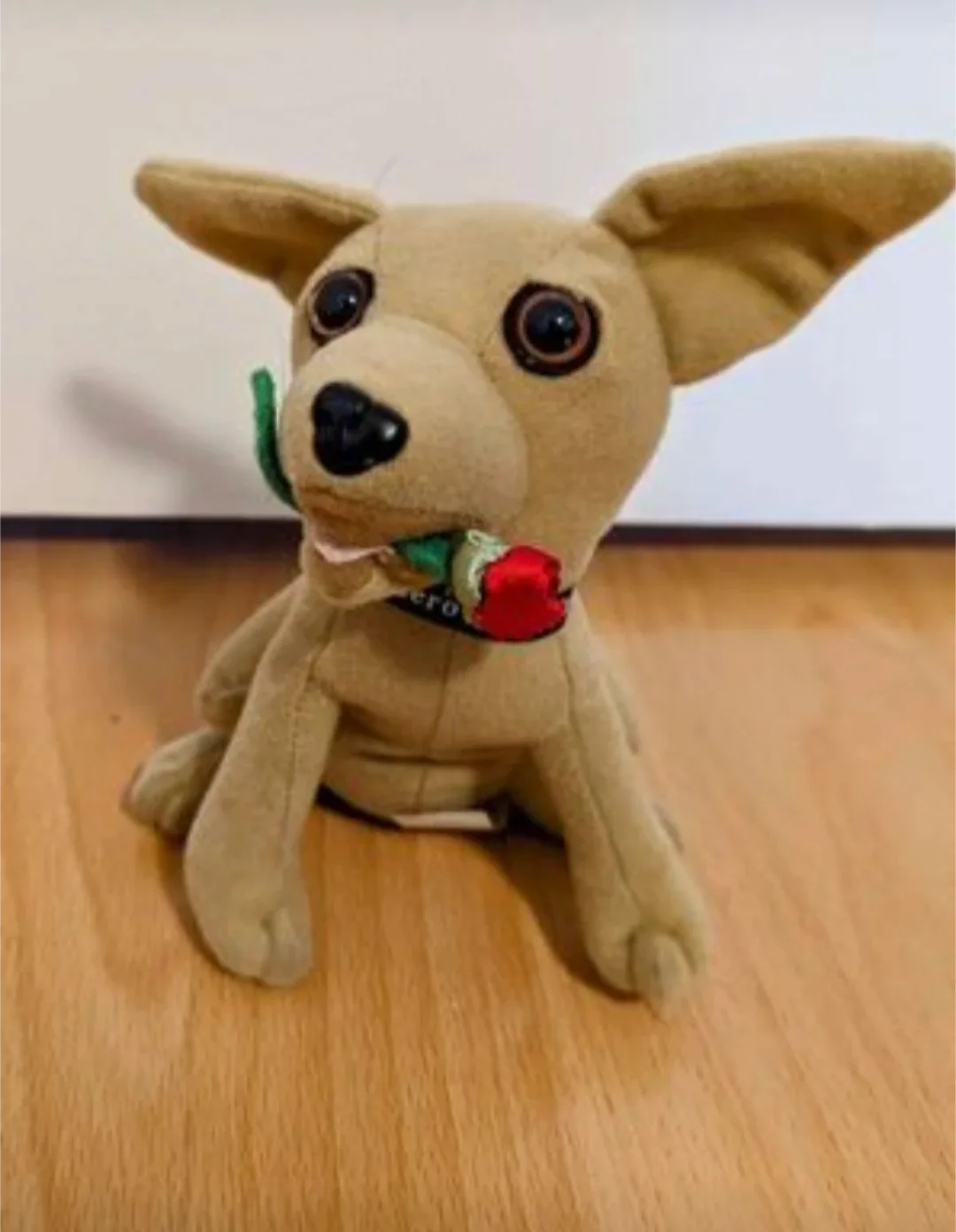 Taco Bell Chihuahua Plush Toy thumbnail