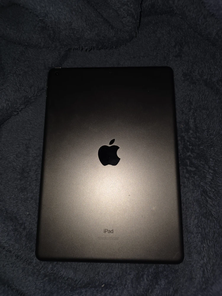 iPad with Keyboard Case - photo 2