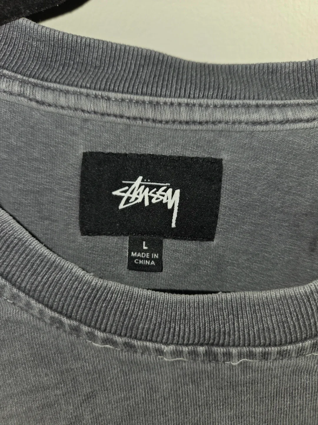 Stussy Long Sleeve T-Shirt - Size L image indicator(2)