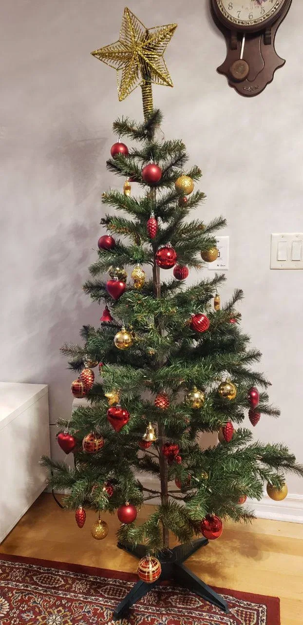 Artificial Christmas Tree thumbnail