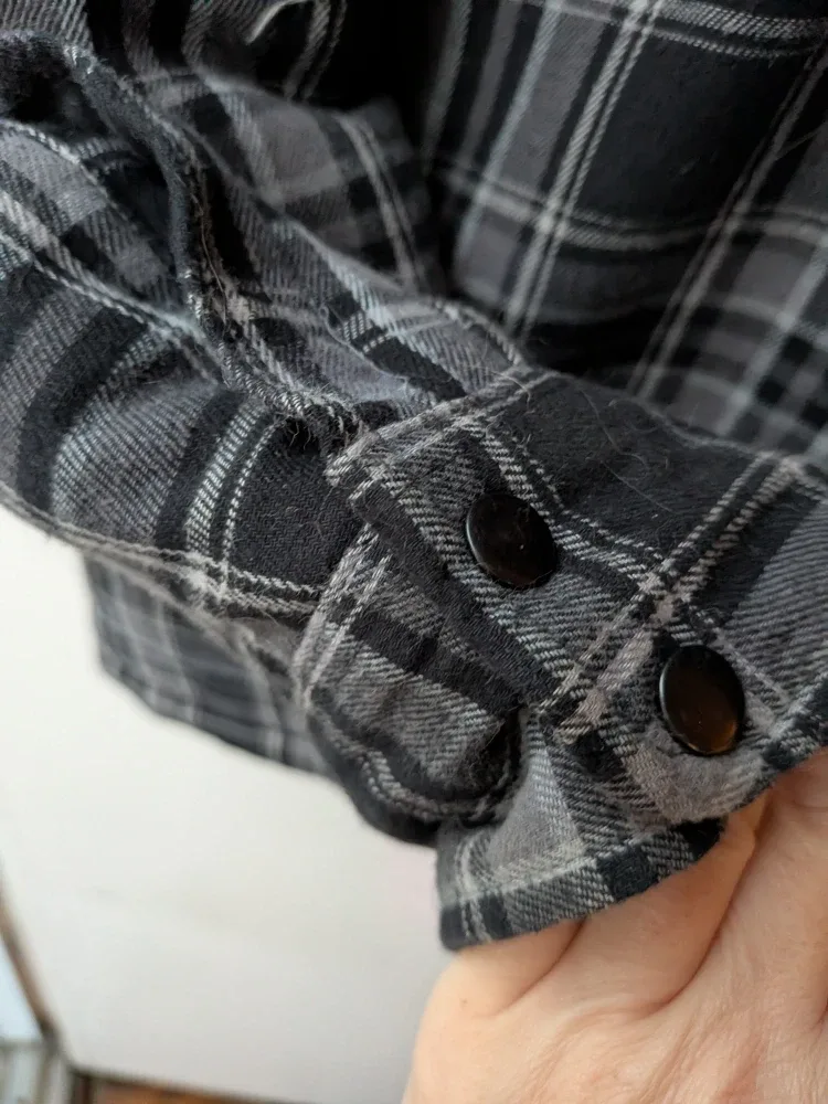 Plaid Flannel Shirt Jacket with Hood preowned sz XXL image indicator(6)