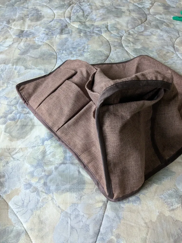 Brown Couch Armrest Organizer image indicator(2)