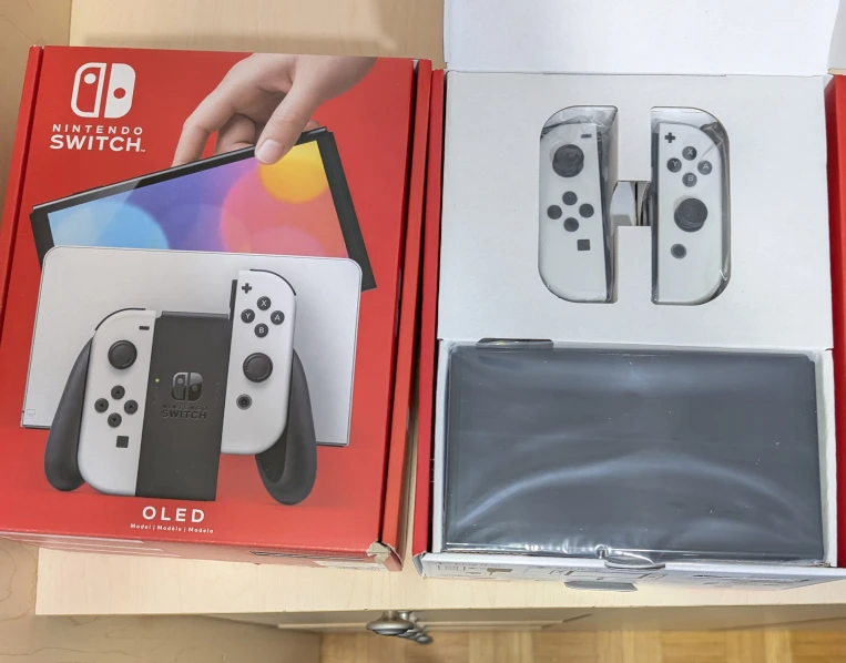 New Nintendo Switch OLED - White Joy-Cons - photo 2