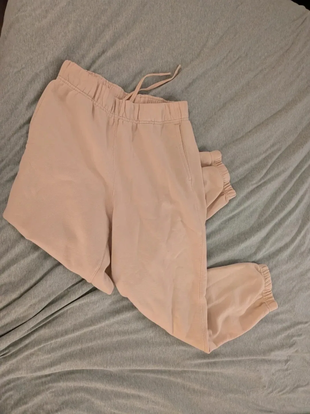 Uniqlo U sweatpants jogger size small