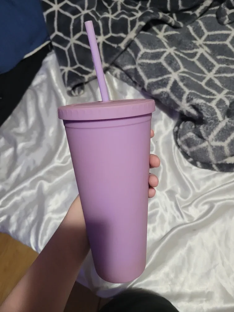 Lilac Tumbler with Straw image indicator(3)