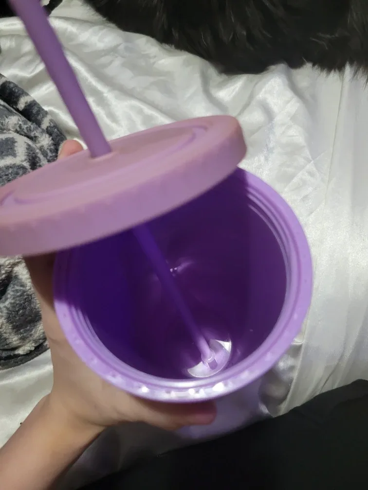 Lilac Tumbler with Straw image indicator(4)