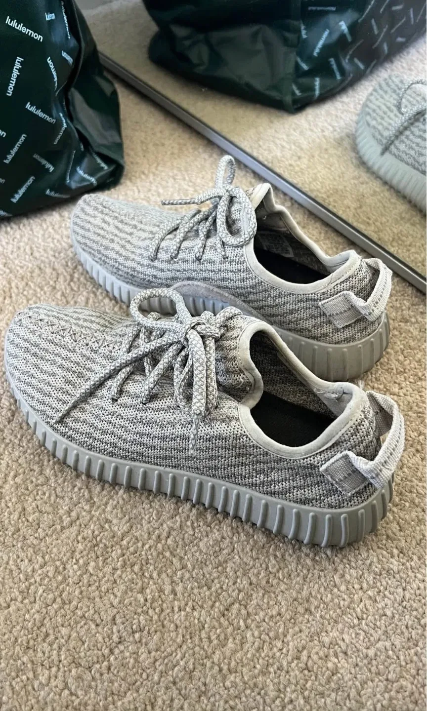 Yeezy 350 moonrock image indicator(2)
