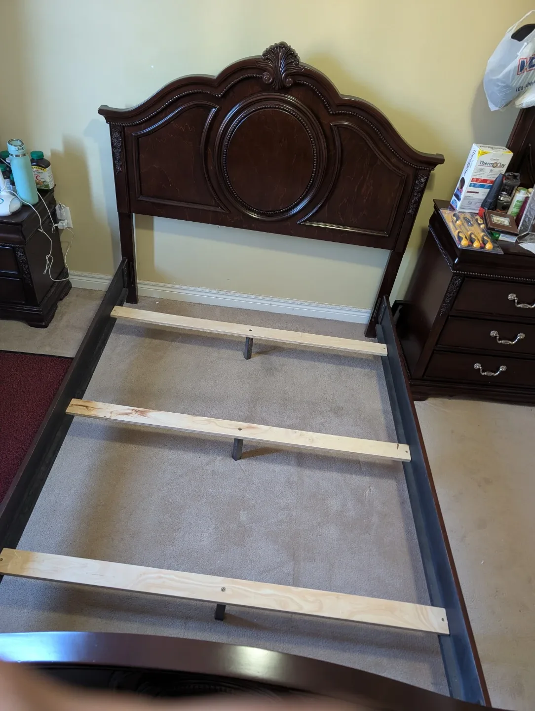 Bed frame, mattress and box spring for sale image indicator(8)