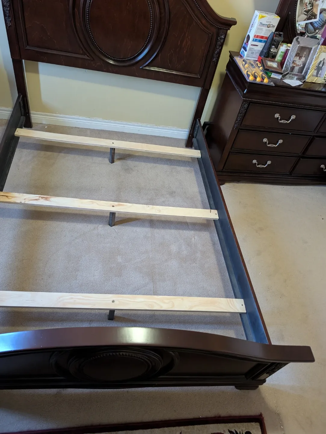 Bed frame, mattress and box spring for sale image indicator(9)