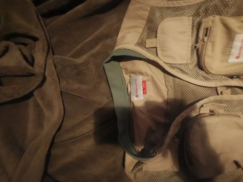 Redington Top Fishing Vest - Size L/XL image indicator(2)