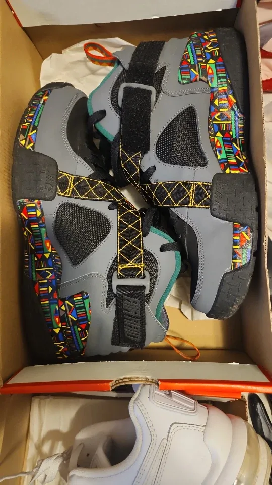 Nike Air raid peace edition image indicator(2)